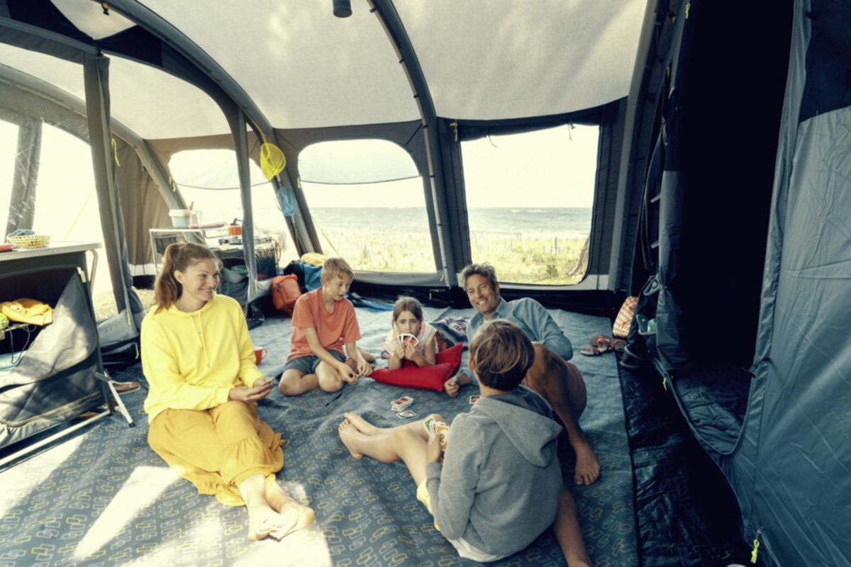 Carpets & Footprints